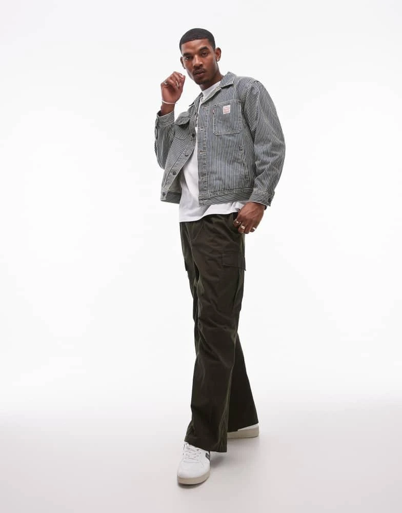 Levi's Levi's Workwear capsule sunrise trucker jacket railroad stripe denim in mid blue 2
