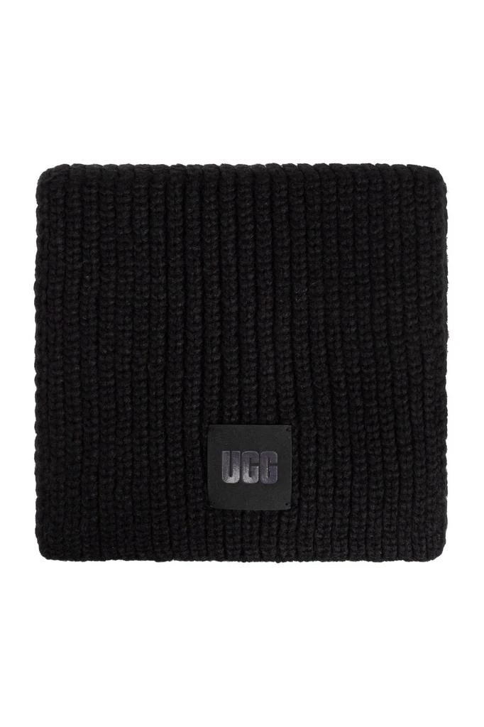 UGG UGG Logo-Patch Knitted Scarf And Beanie Set 4