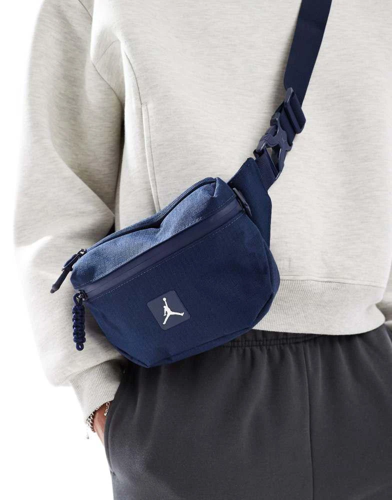 Jordan Jordan Cordera bum bag in navy