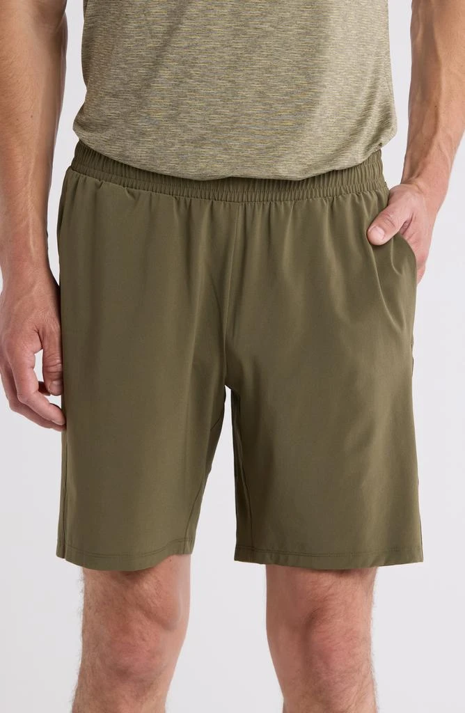 Zella 9" Traverse Woven Shorts 1