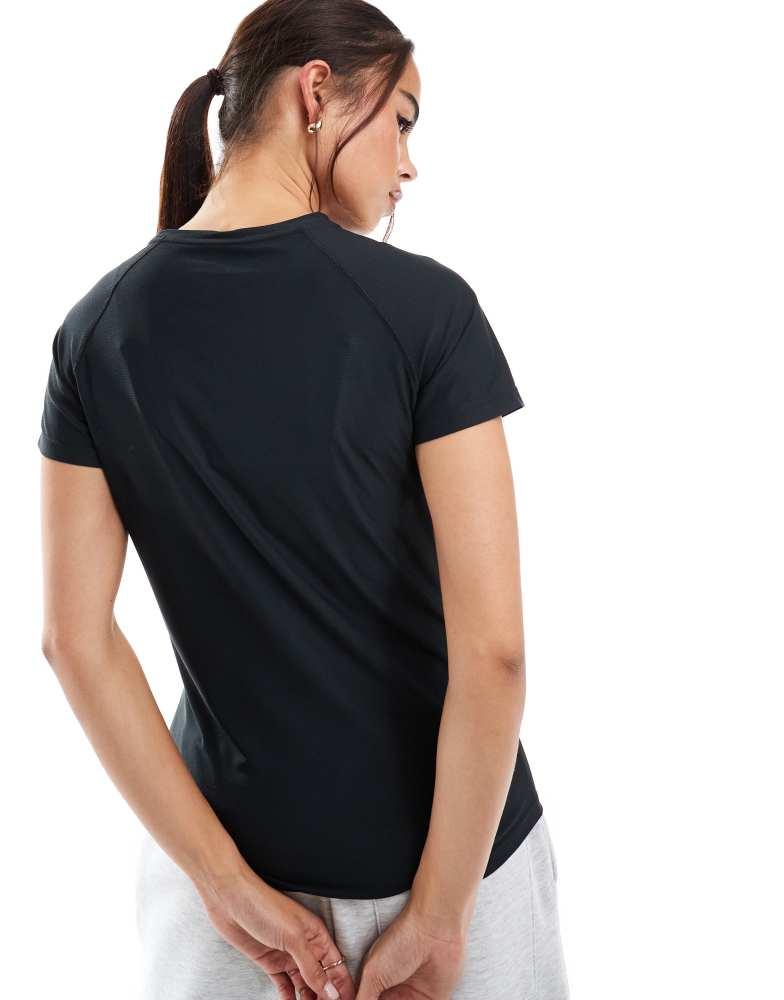 Berghaus Berghaus 24/7 Crew Short Sleeve Tech Tee in black