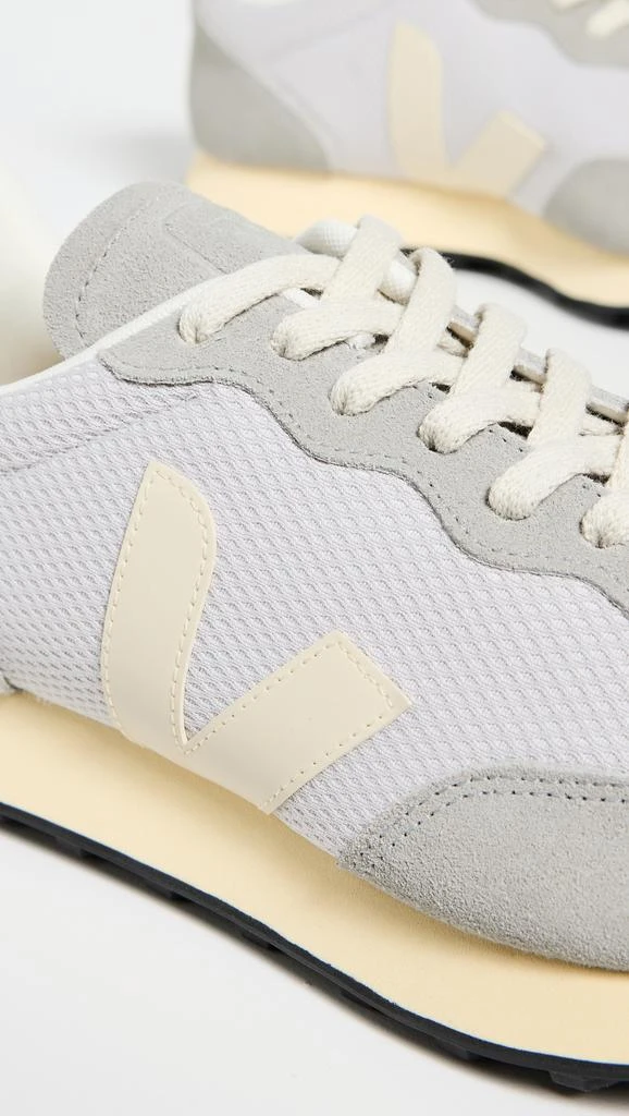 Veja Rio Branco Sneakers 4
