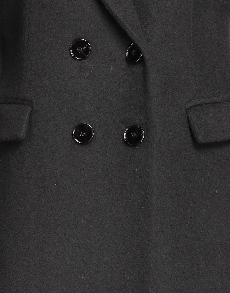 ANNIE P. Coat 4