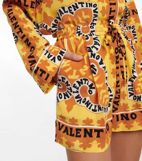 Valentino Printed silk crêpe shorts 4