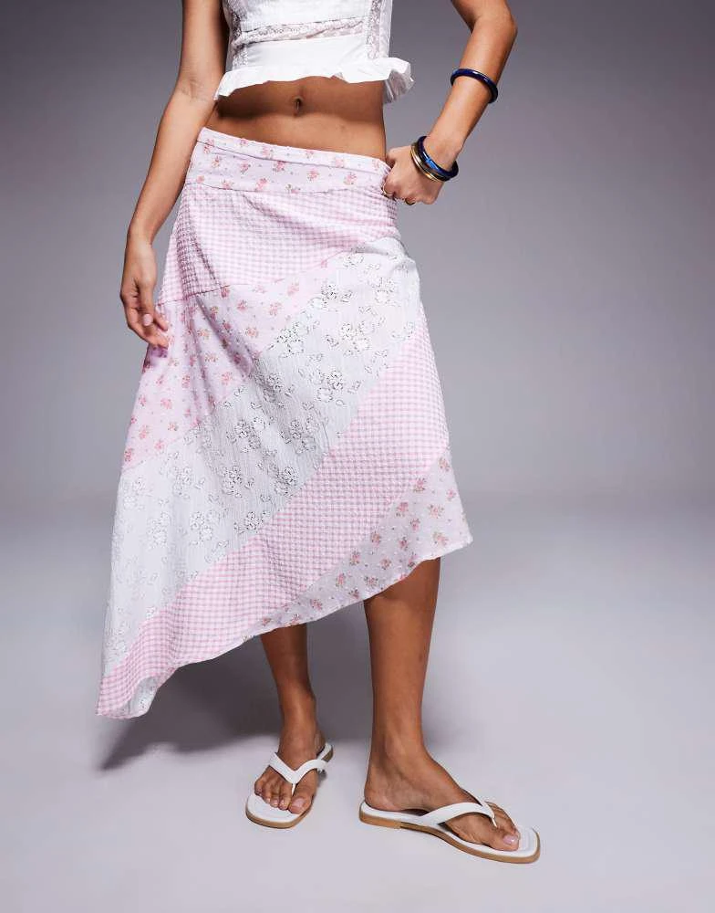 Princess Polly Princess Polly Rennar cotton rich asymmetric hem patchwork maxi skirt in pink and white print 2