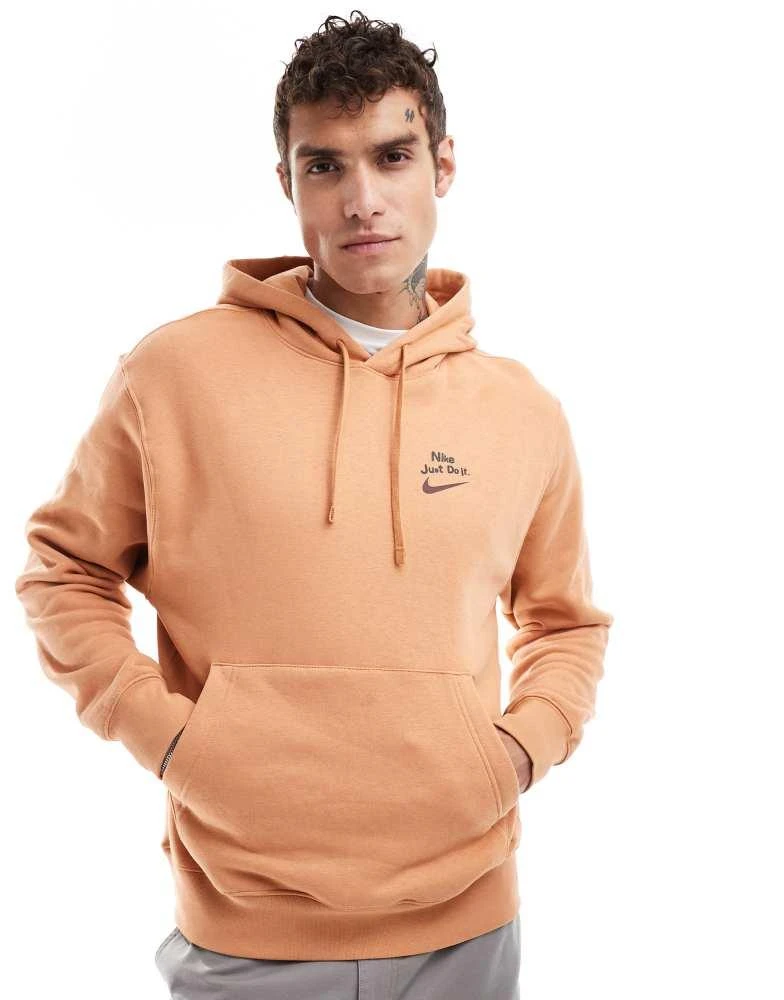NIKE Nike Club graphic graphic hoodie in brown 2