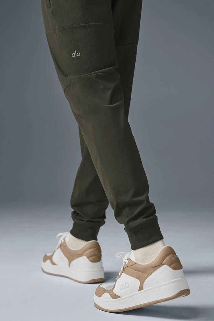 Alo Co-Op Pant - Stealth Green 4