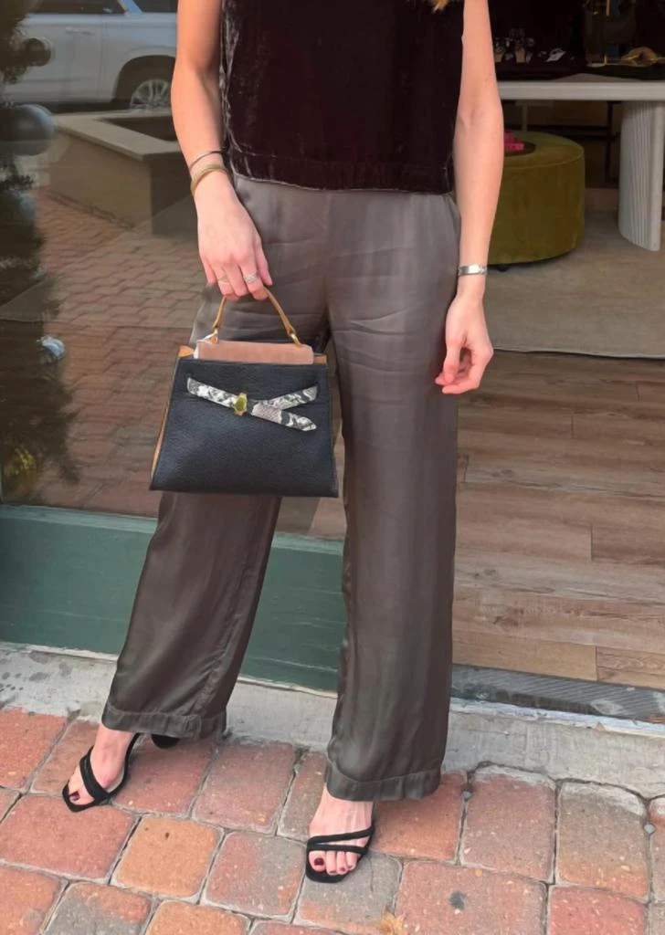 Velvet by Graham 
Spencer Velvet By Graham 
Spencer - Larkin Pants