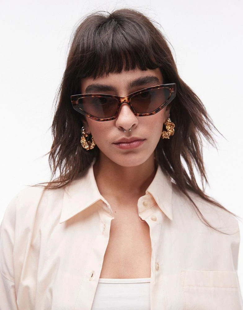 Topshop Topshop Poppy angular cat eye sunglasses in tort 4