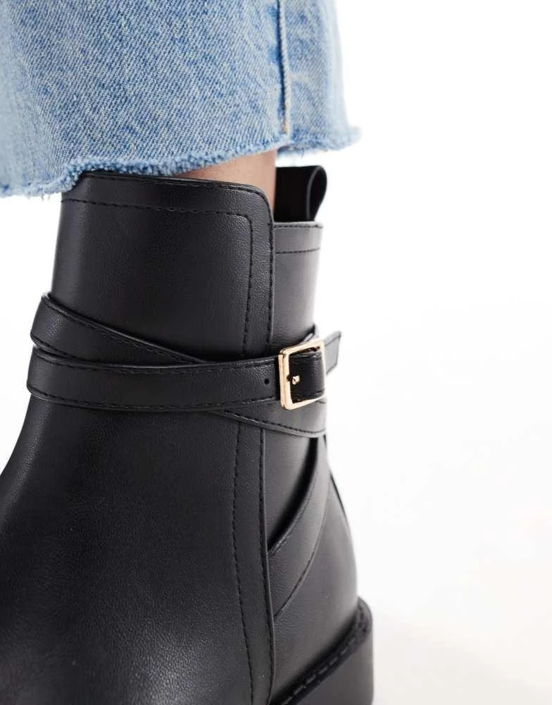 ASOS ASOS DESIGN Wide Fit Aria flat chelsea boots with buckle detail in black 2