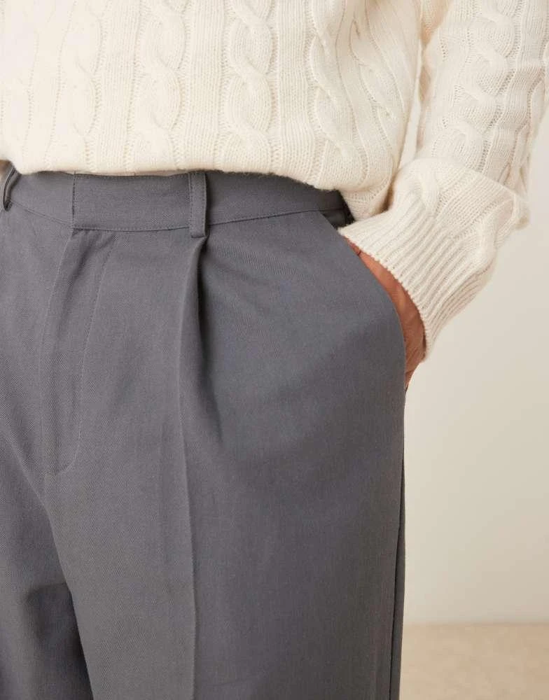 ASOS ASOS DESIGN wide leg trousers with pleat detailing in grey 3