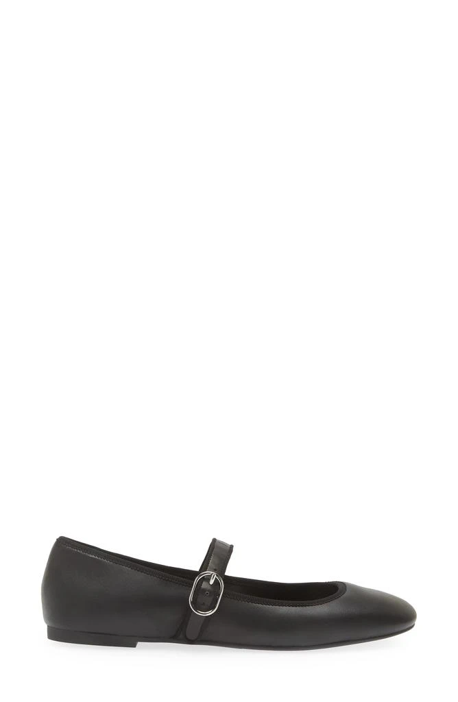 Stuart Weitzman Alice Mary Jane Flat 4