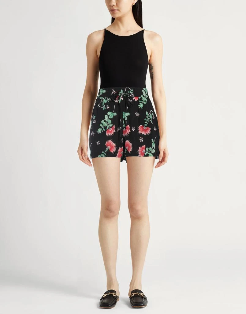 RED Valentino Shorts 
Bermuda 2