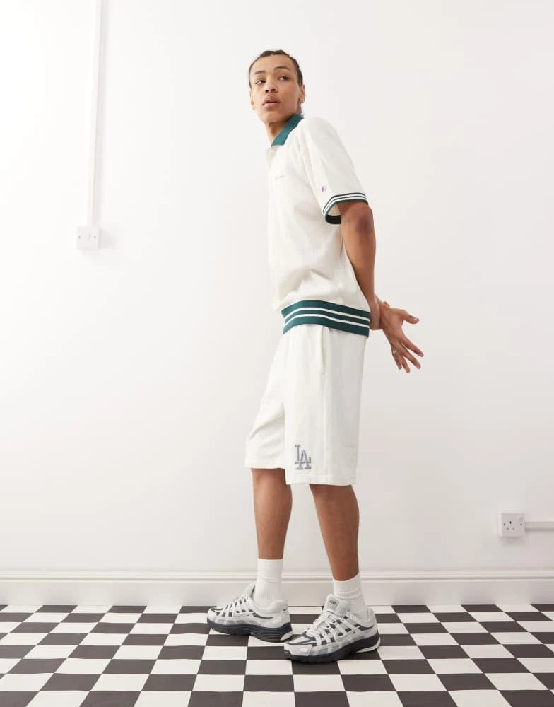 CHAMPION Champion LA logo shorts in off-white 1