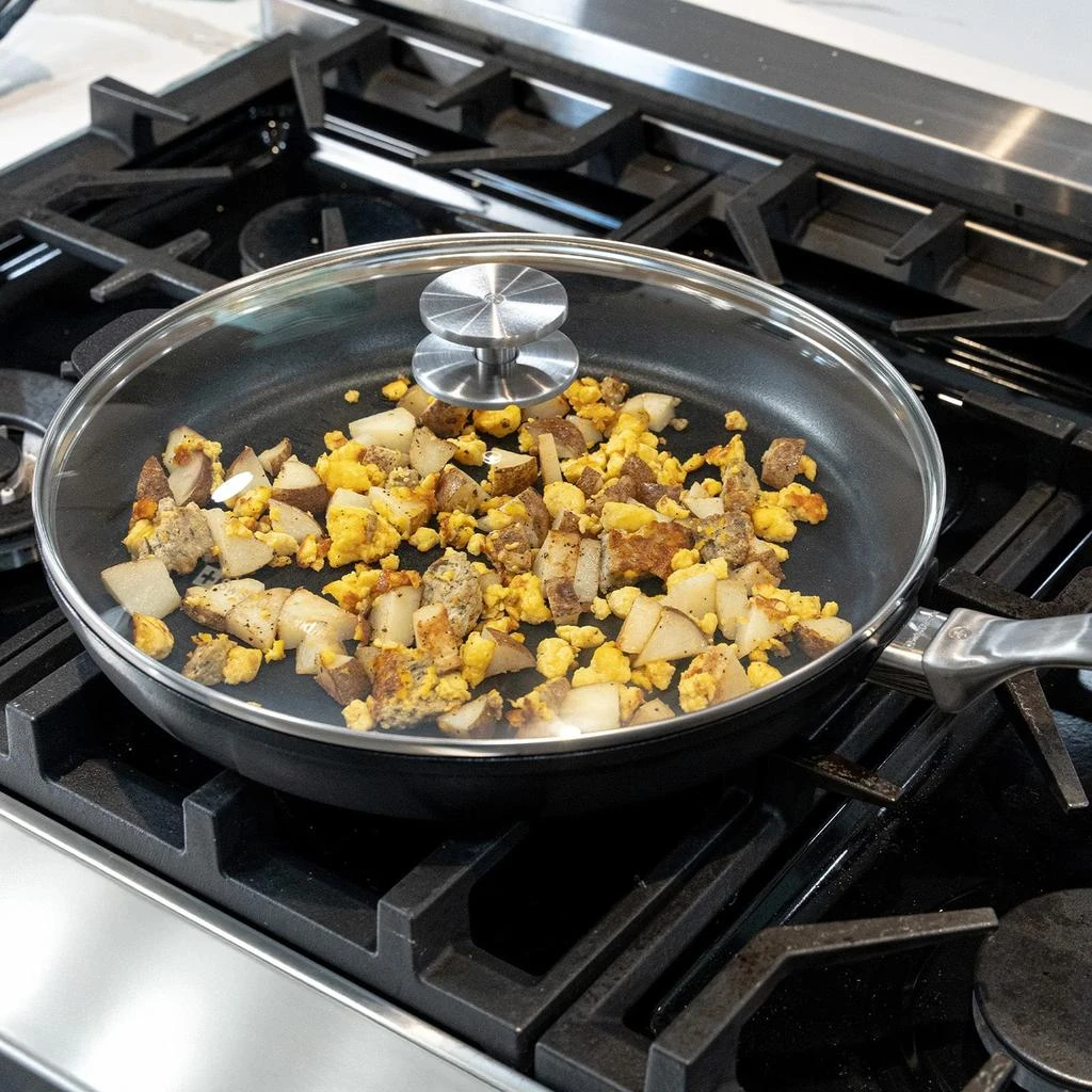 Swiss Diamond CHD Nonstick Fry Pan, 12.5-Inch with Lid 2