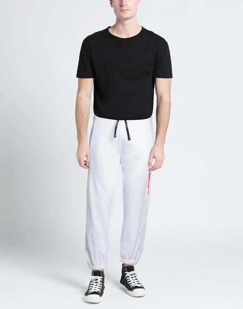 UNGARO Casual pants 2