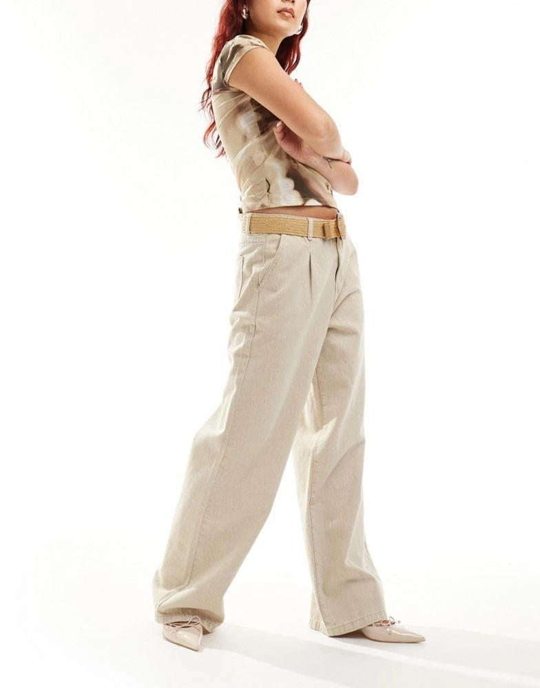 Urban Revivo Urban Revivo relaxed wide leg trousers in beige 1
