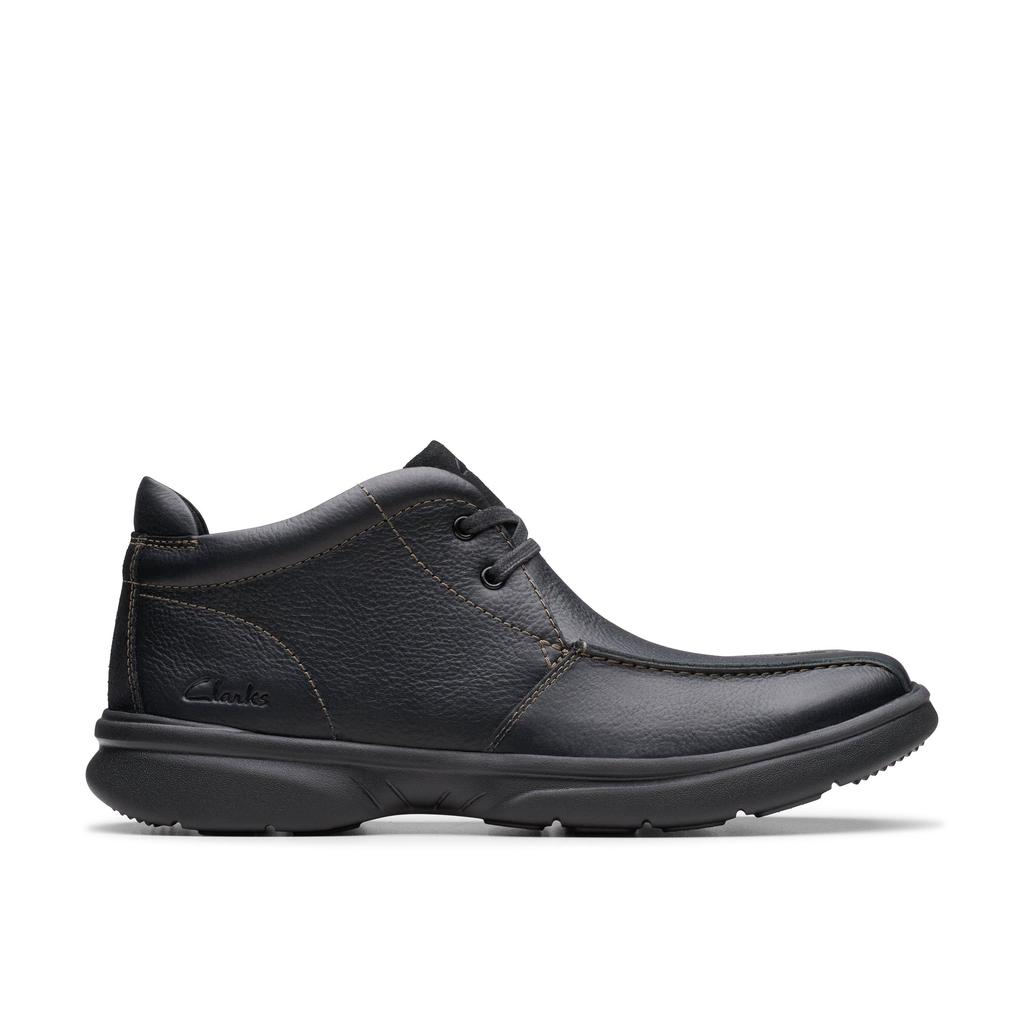 Clarks Bradley Up in Black Leather