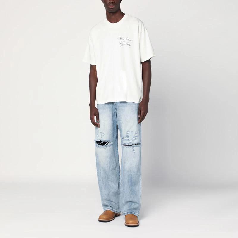 Basketcase Gallery Light blue washed jeans with rips 2