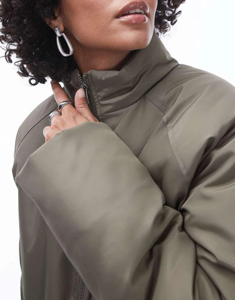 Topshop Topshop bomber puffer jacket in green 4