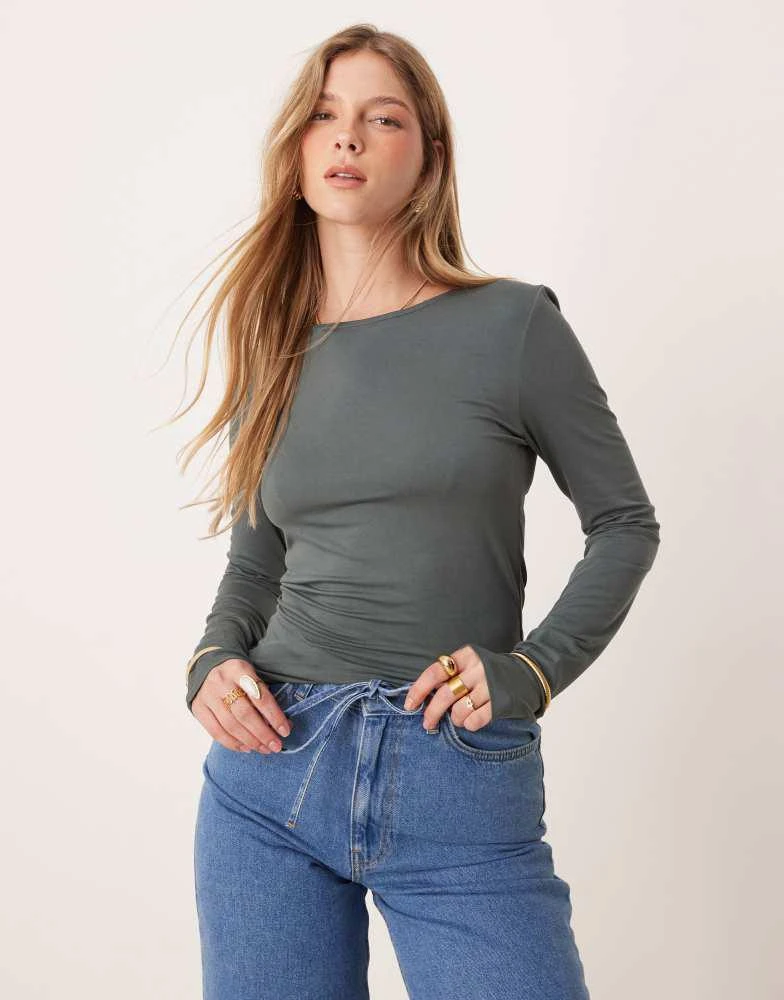 GINA TRICOT Gina Tricot Soft Touch jersey long sleeve top with round neck in grey green 1