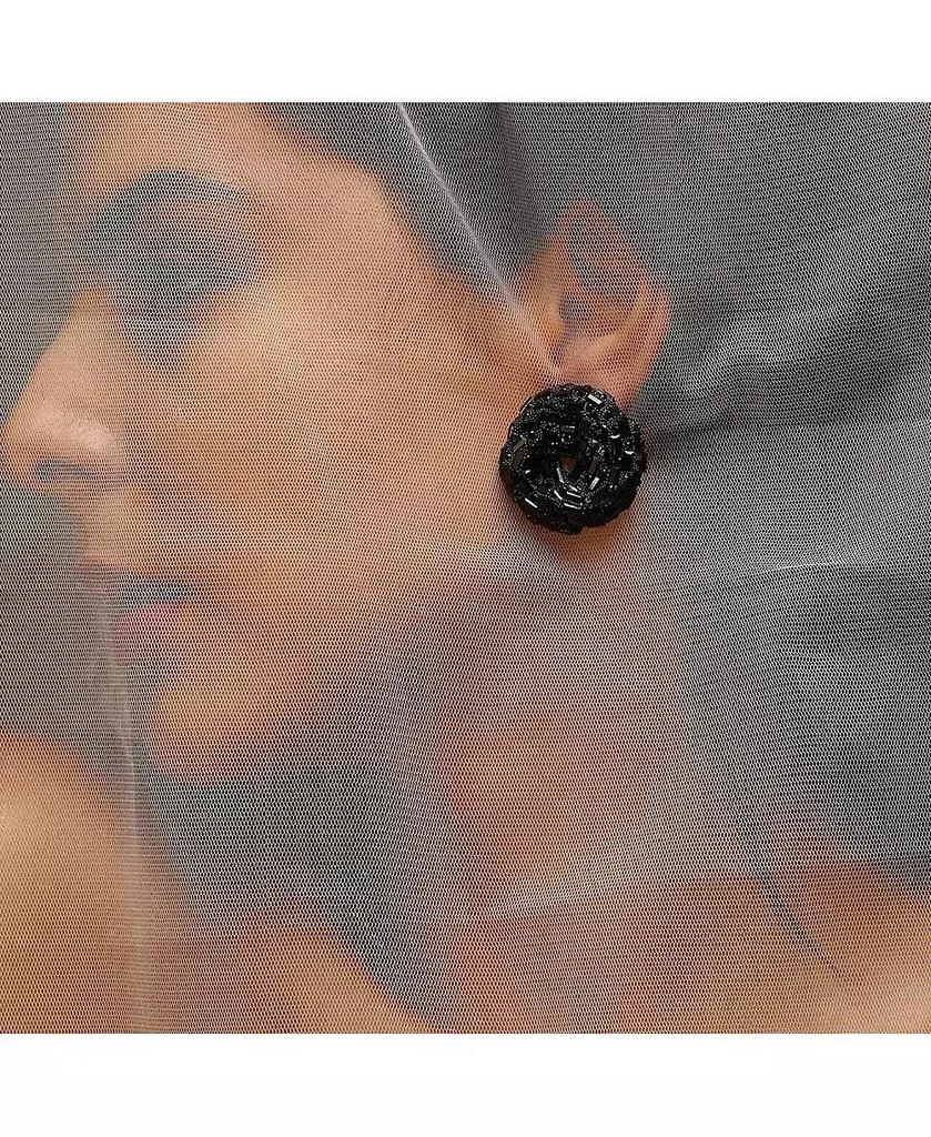 SOHI Women
s The Nodum Stud Earrings 2