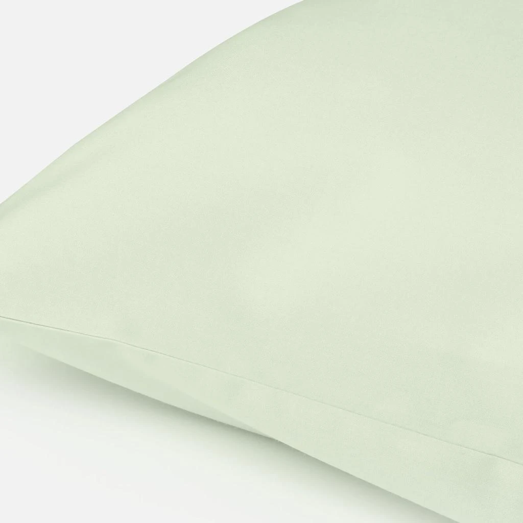 in homeware ïn home 200 Thread Count 100% Organic Cotton Pillowcase Pair - Green 2
