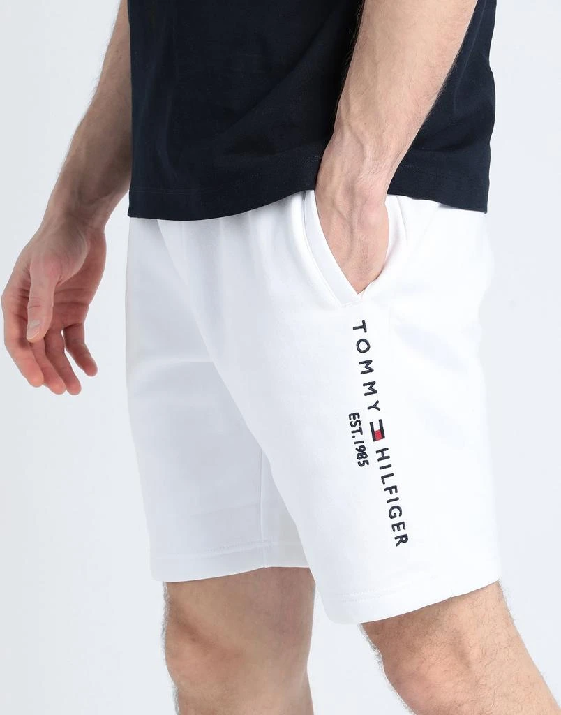 Tommy Hilfiger Shorts & Bermuda 4