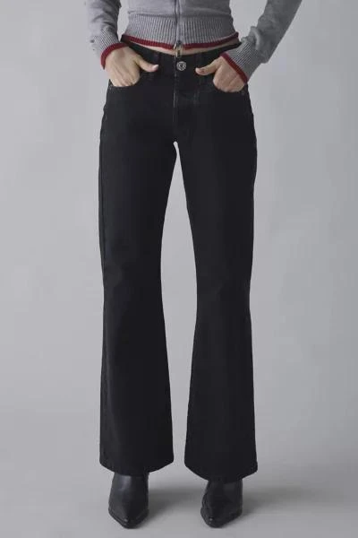 BDG BDG Teo Relaxed Low-Rise Bootcut Jean 3