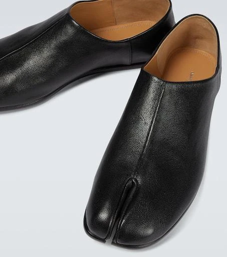 MAISON MARGIELA Tabi leather loafers 3