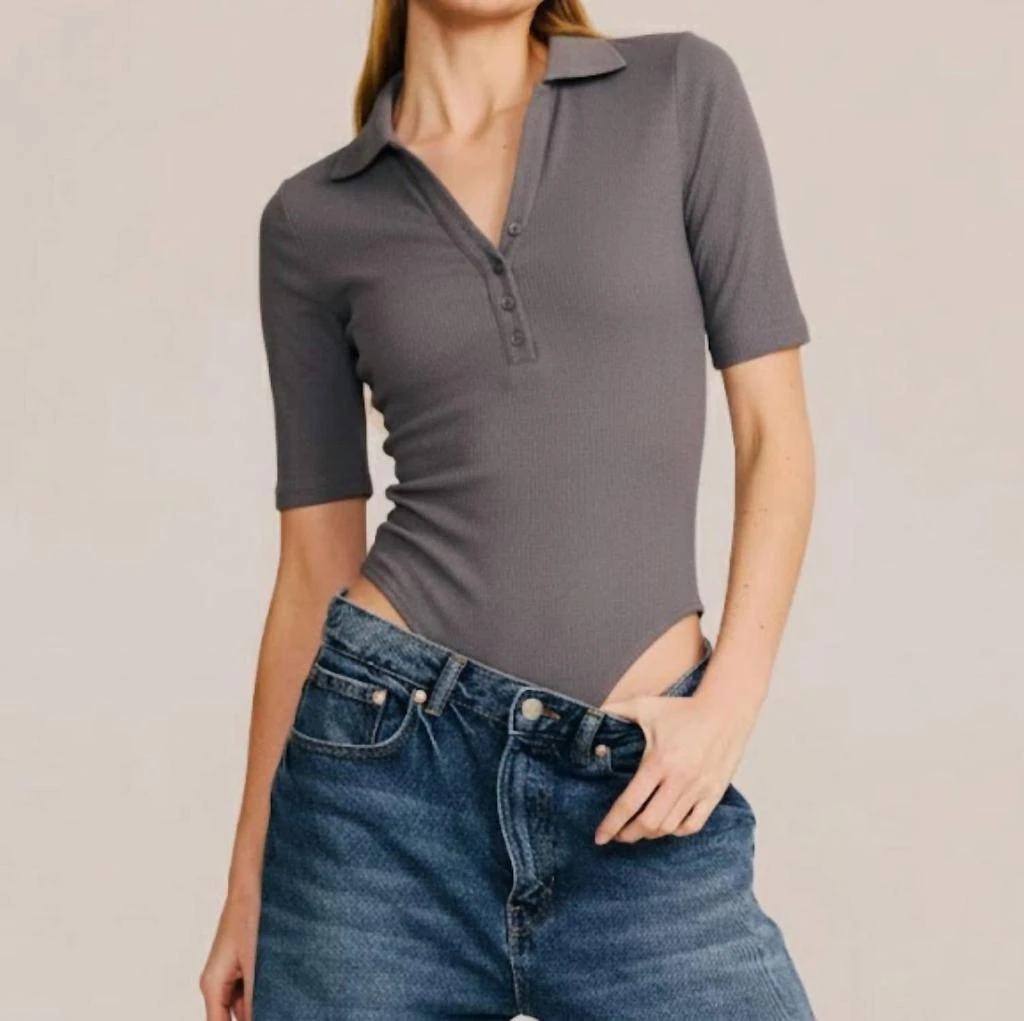 Belle D
Amour Short Sleeve Collared Bodysuit In Grey