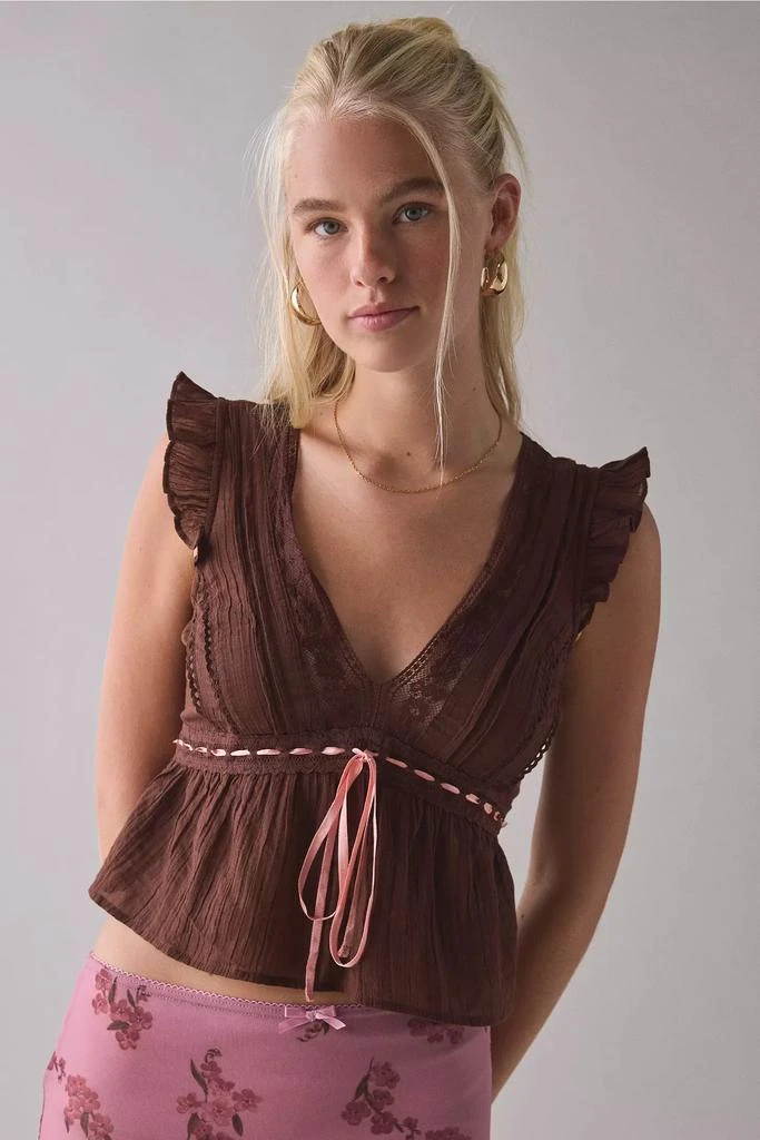 Kimchi Blue Kimchi Blue Ava Flutter Sleeve Tie-Front Babydoll Top 1