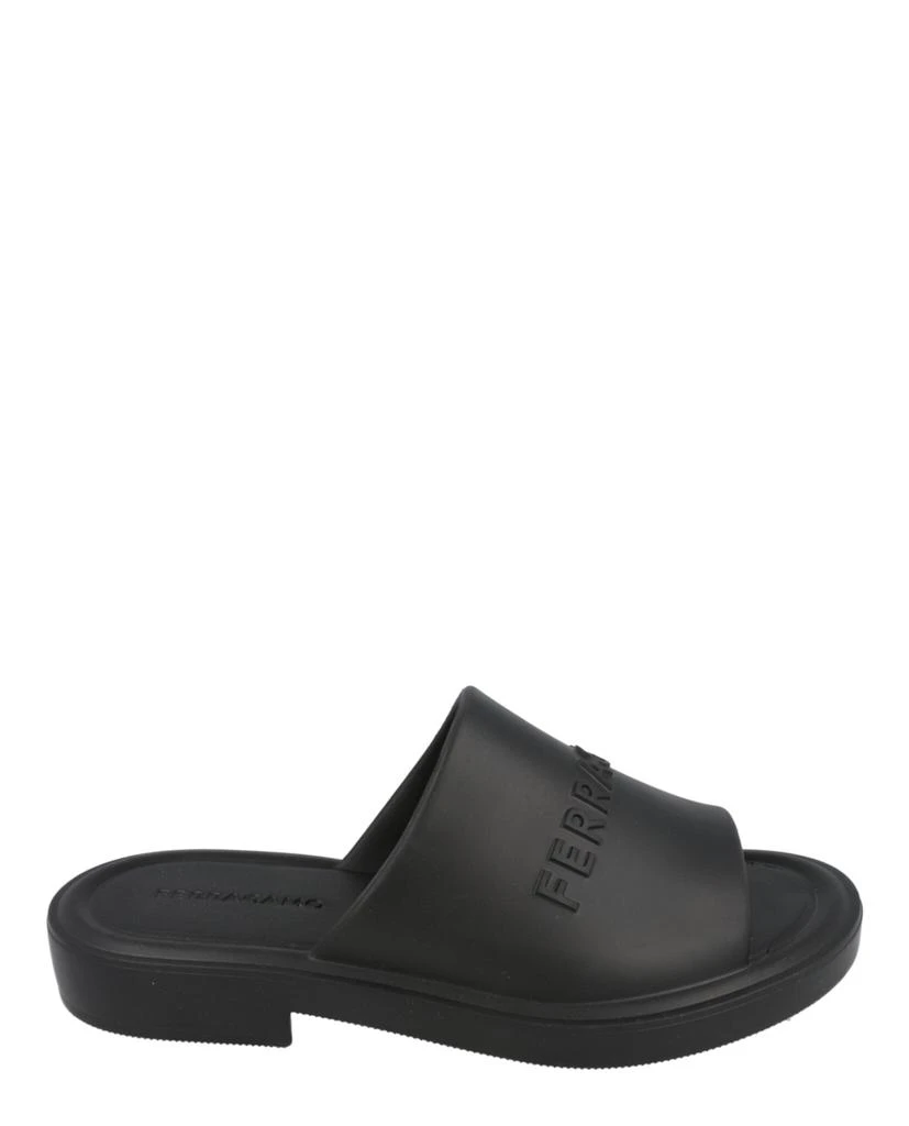 Giuneva Logo Embossed Slides – On Sale Now with Up to 72 