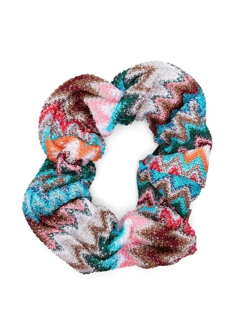 Shop ZIGZAG WOVEN SCRUNCHIE on Sale at BeyondStyle – Get 32  display picture 3