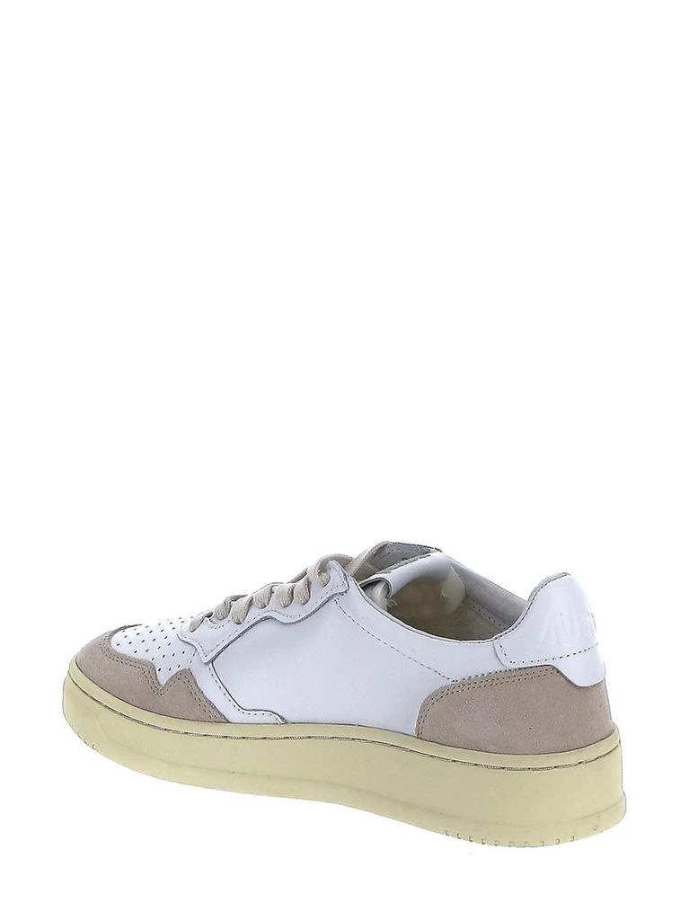 Autry Medalist Low Sneakers 3