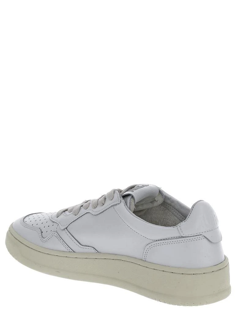 Autry Medalist Low Sneakers 3