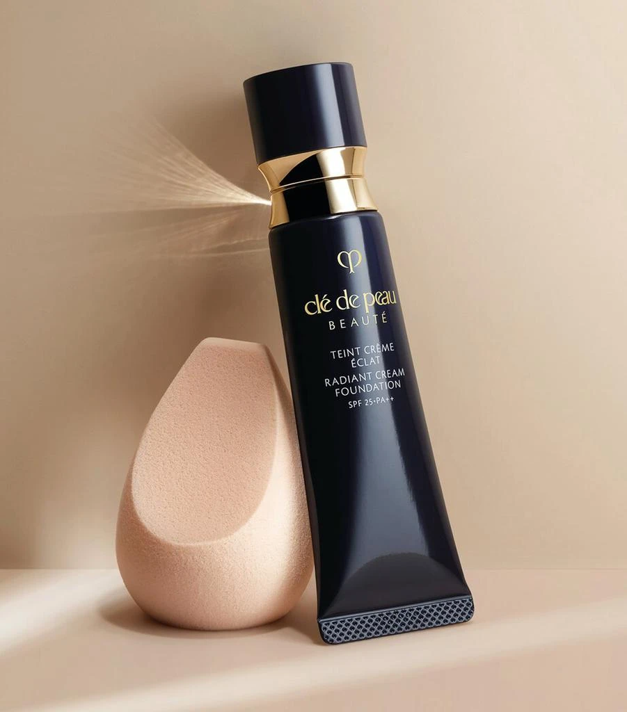 Cle de Peau Radiant Cream Foundation 5