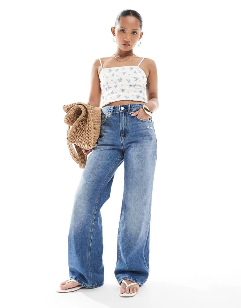 Stradivarius Stradivarius Petite D92 denim straight jeans in dark wash 1