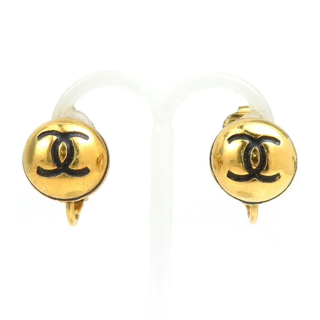 Chanel gold Metal Clip Earrings (Pre-Owned)
