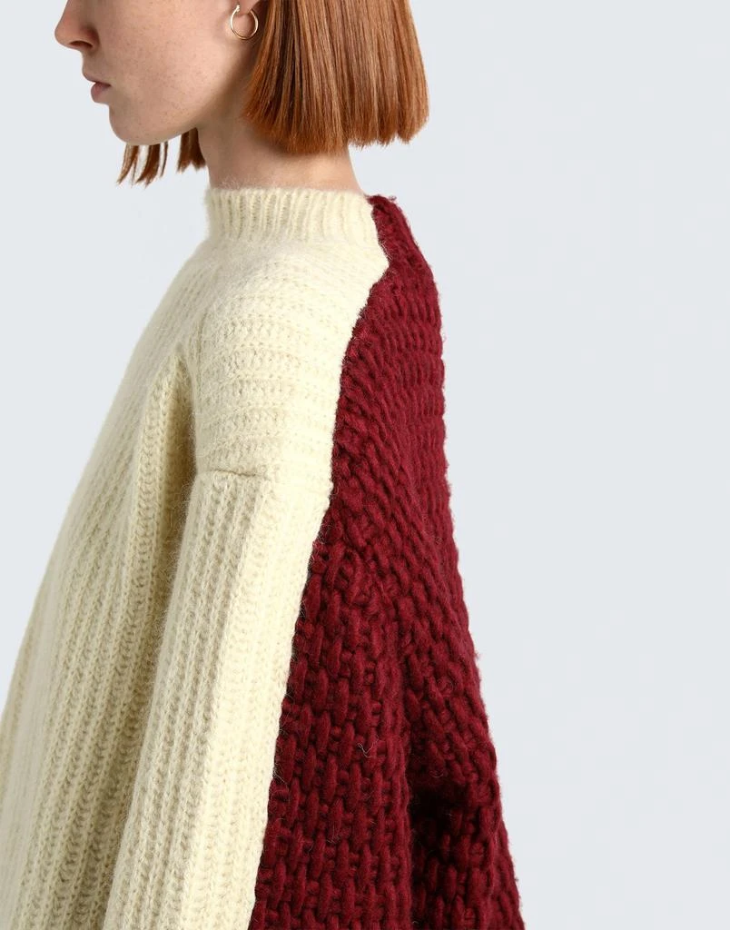 Calvin Klein Sweater 4