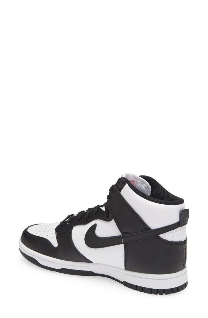 NIKE Dunk High Basketball Sneaker 2