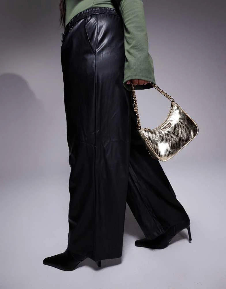 ALDO ALDO metallic shoulder bag with chain detail in gold 3