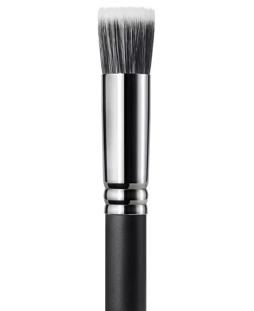 MAC 130S Short Duo Fibre Brush 5