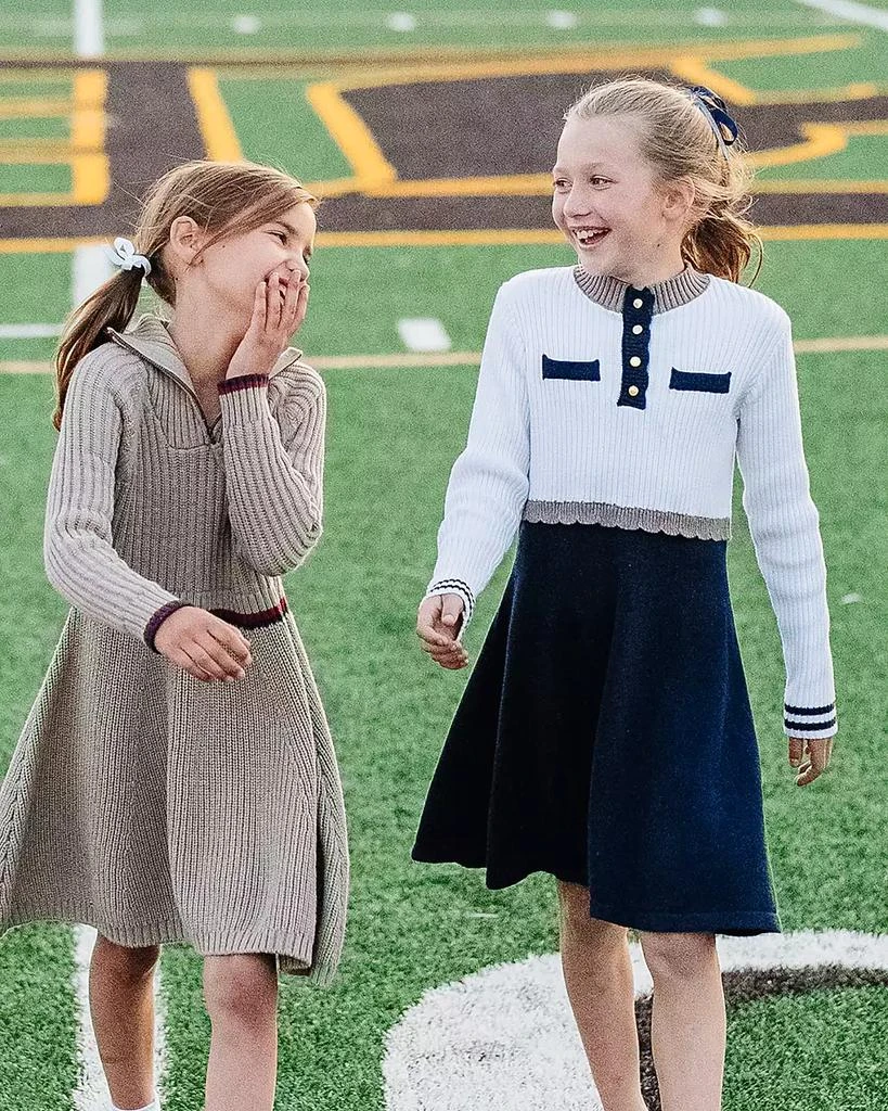 Hope
Henry Little and Big Girls
Organic Mock Neck Henley Sweater Dress 2