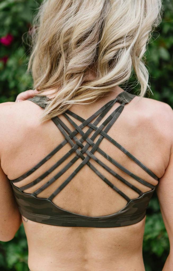 Onzie Chic Bra In Moss Camo