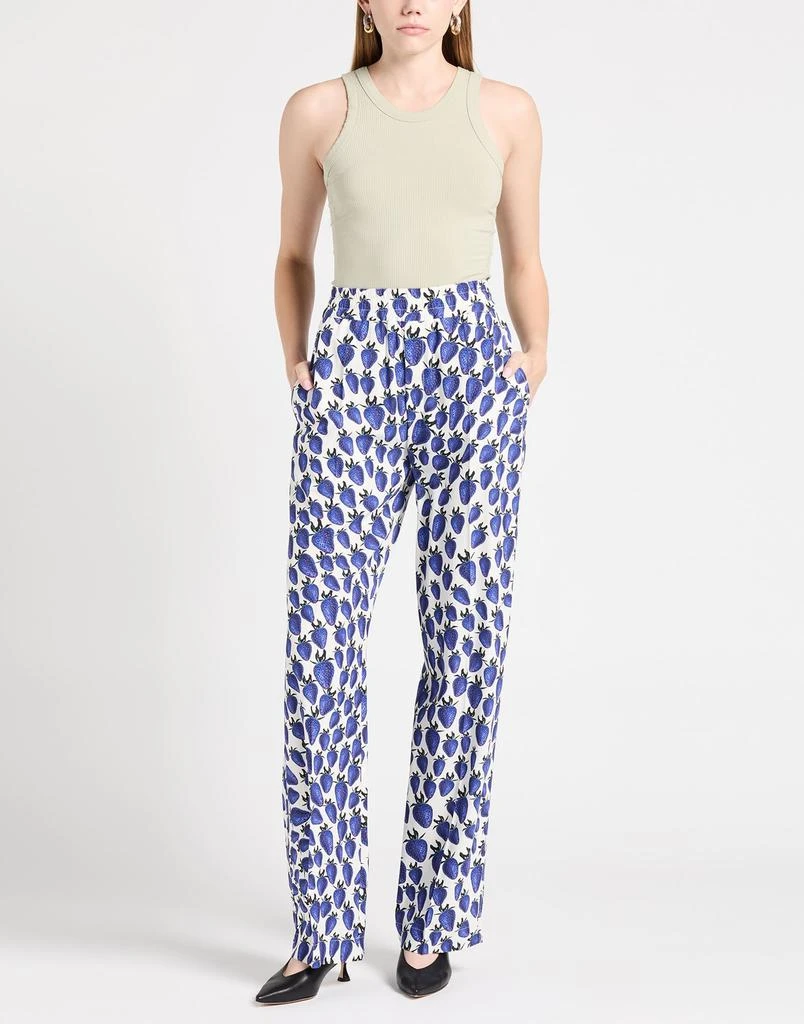 Burberry Casual pants 3