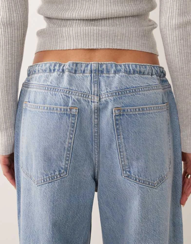 Abercrombie 
Fitch Abercrombie 
Fitch baggy fit jean with drawstring waist detail in light blue wash 4