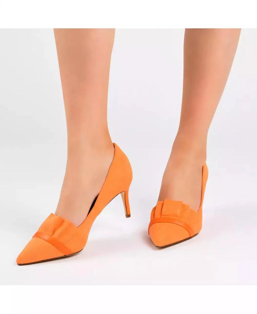 Journee Collection Women's Marek Ruffle Detail Dress Pumps 6