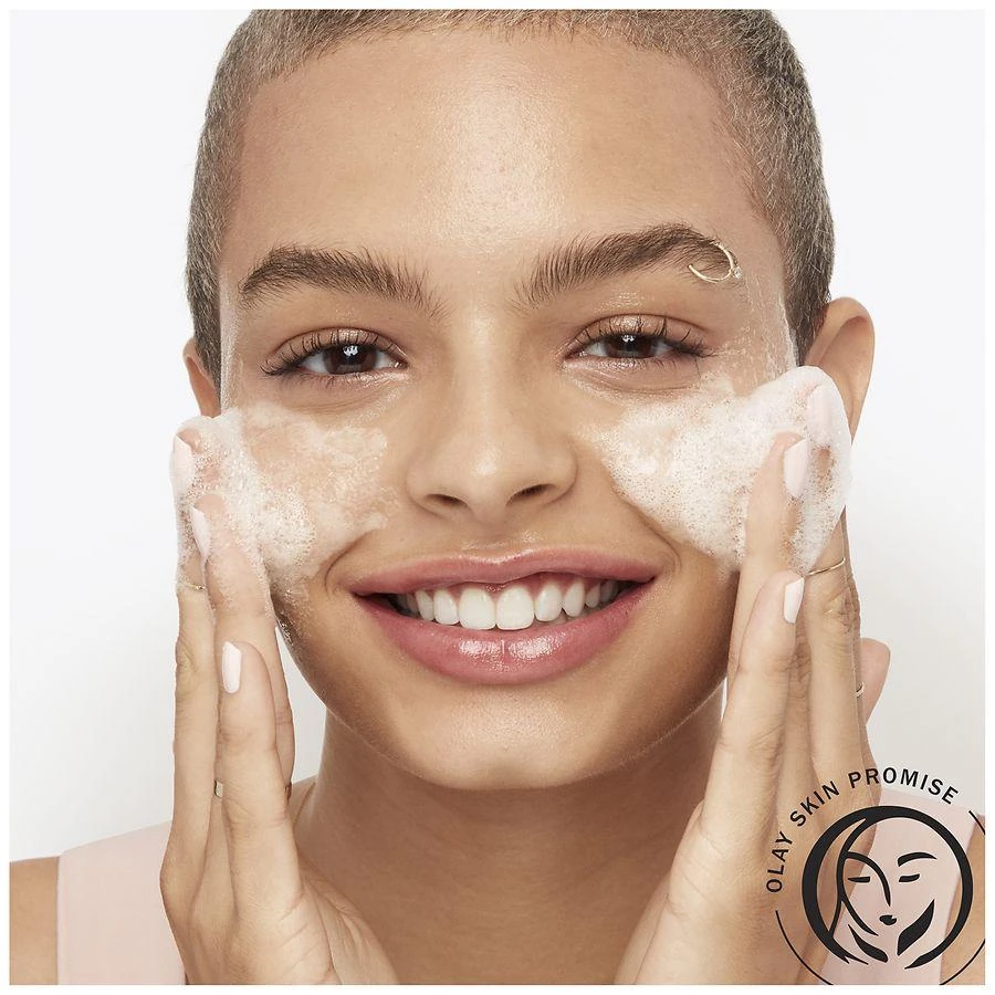 Olay Revitalizing Foaming Facial Cleanser 3