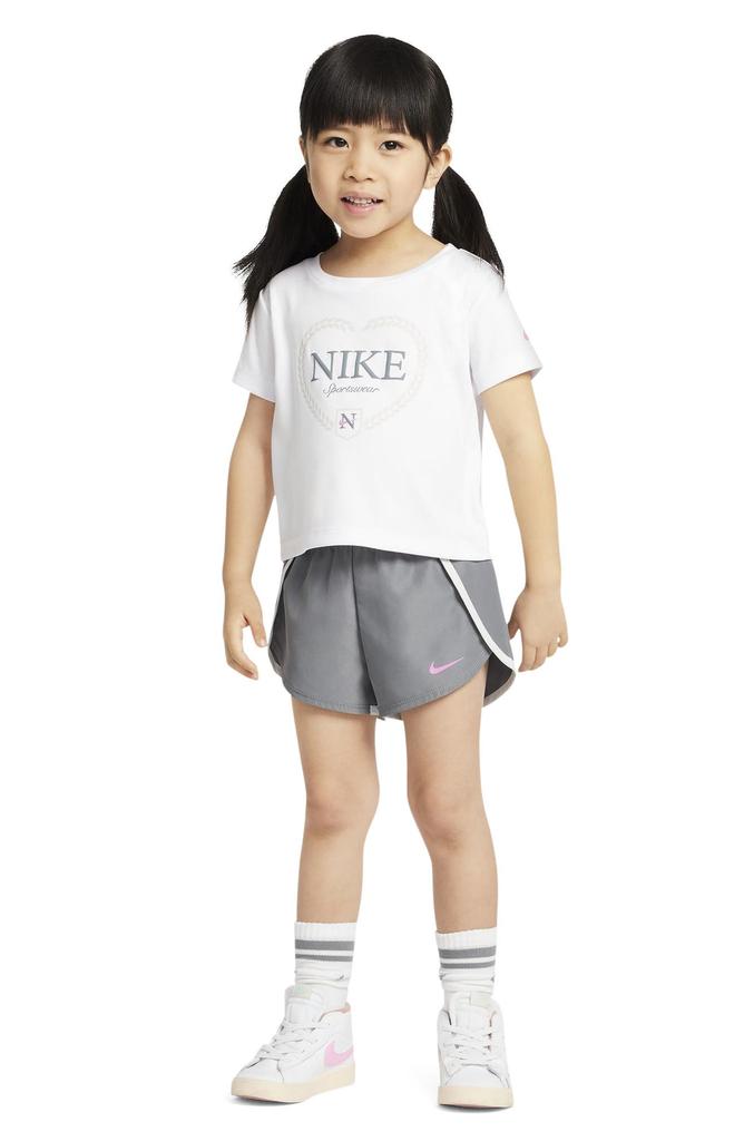 nike matching shorts and t shirt